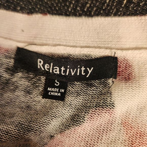 Relativity Red & Black Floral Long Sleeve Open Duster Cardigan Side Slits Small - Picture 4 of 7